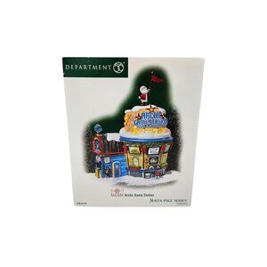 Department 56 Arctic Game Station Elfland 56779 North Pole Series 2004